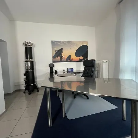 דירה Apartment11 *