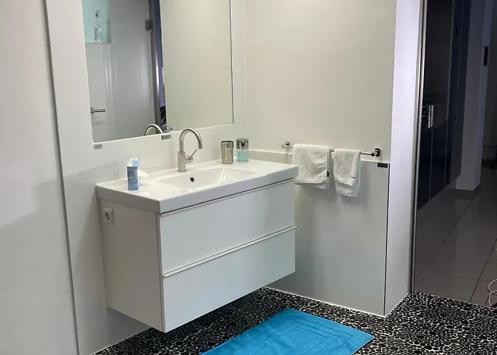 公寓 Apartment11 *